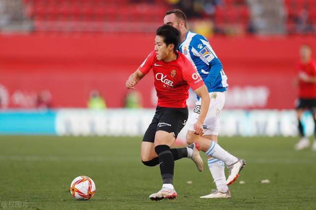 京媒:周琦愿加盟首钢 结果取决于两队谈判结果