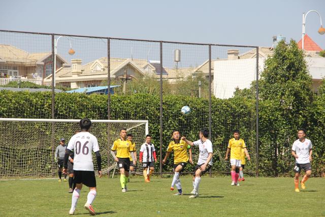 京媒:周琦愿加盟首钢 结果取决于两队谈判结果